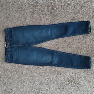 Women's 720 High Rise Super Skinny Levi Jeans 30